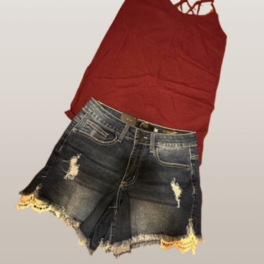 Burgundy Criss Cross Tank T1477 Large NWT Boutique